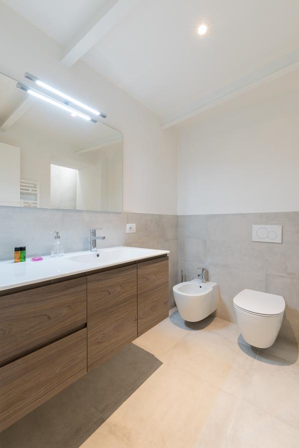 Masai - One Bedroom Flat 1st Floor By Train Station Apartamento Florencia